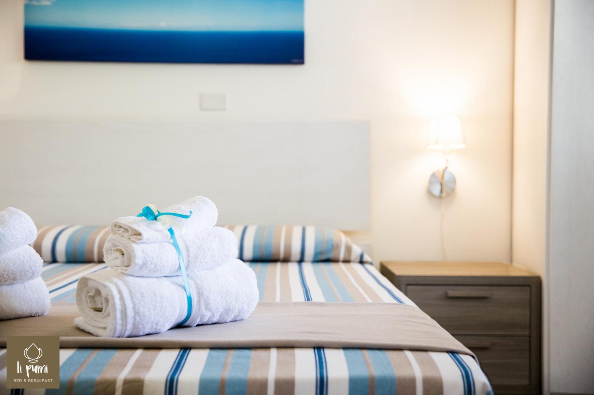 Bed and Breakfast Li Pumi Аллисте Номер фото