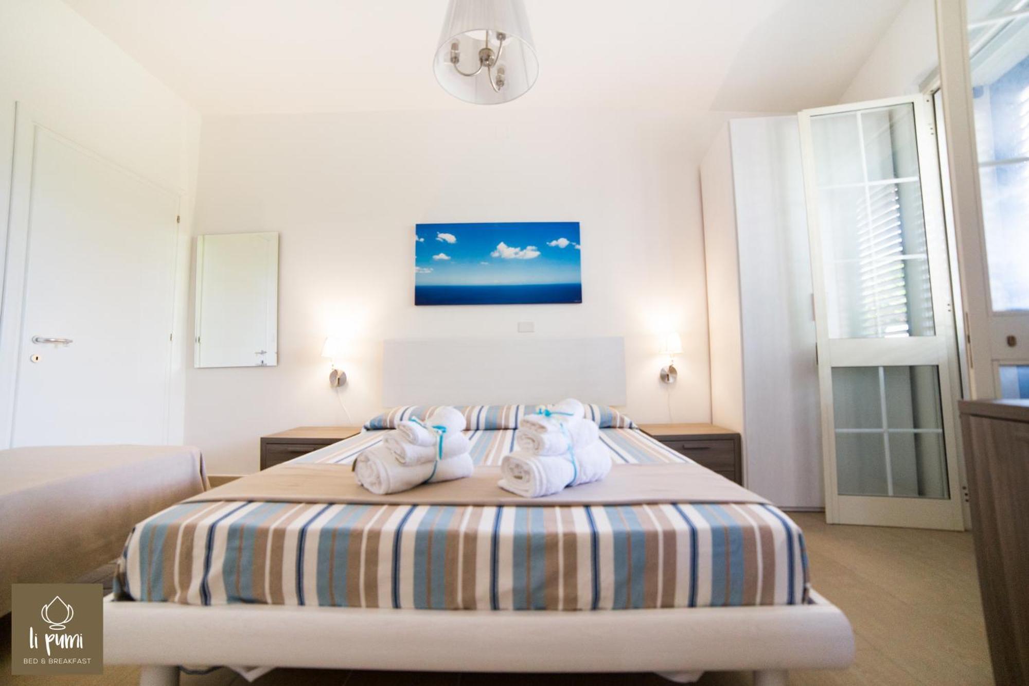 Bed and Breakfast Li Pumi Аллисте Номер фото