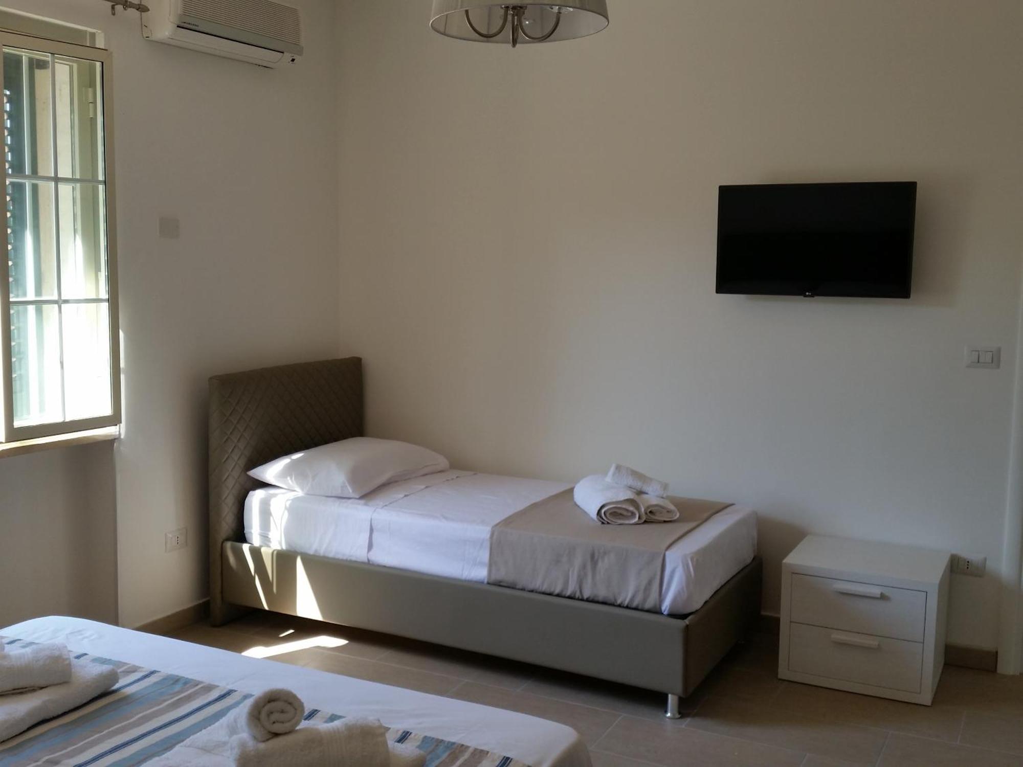 Bed and Breakfast Li Pumi Аллисте Экстерьер фото